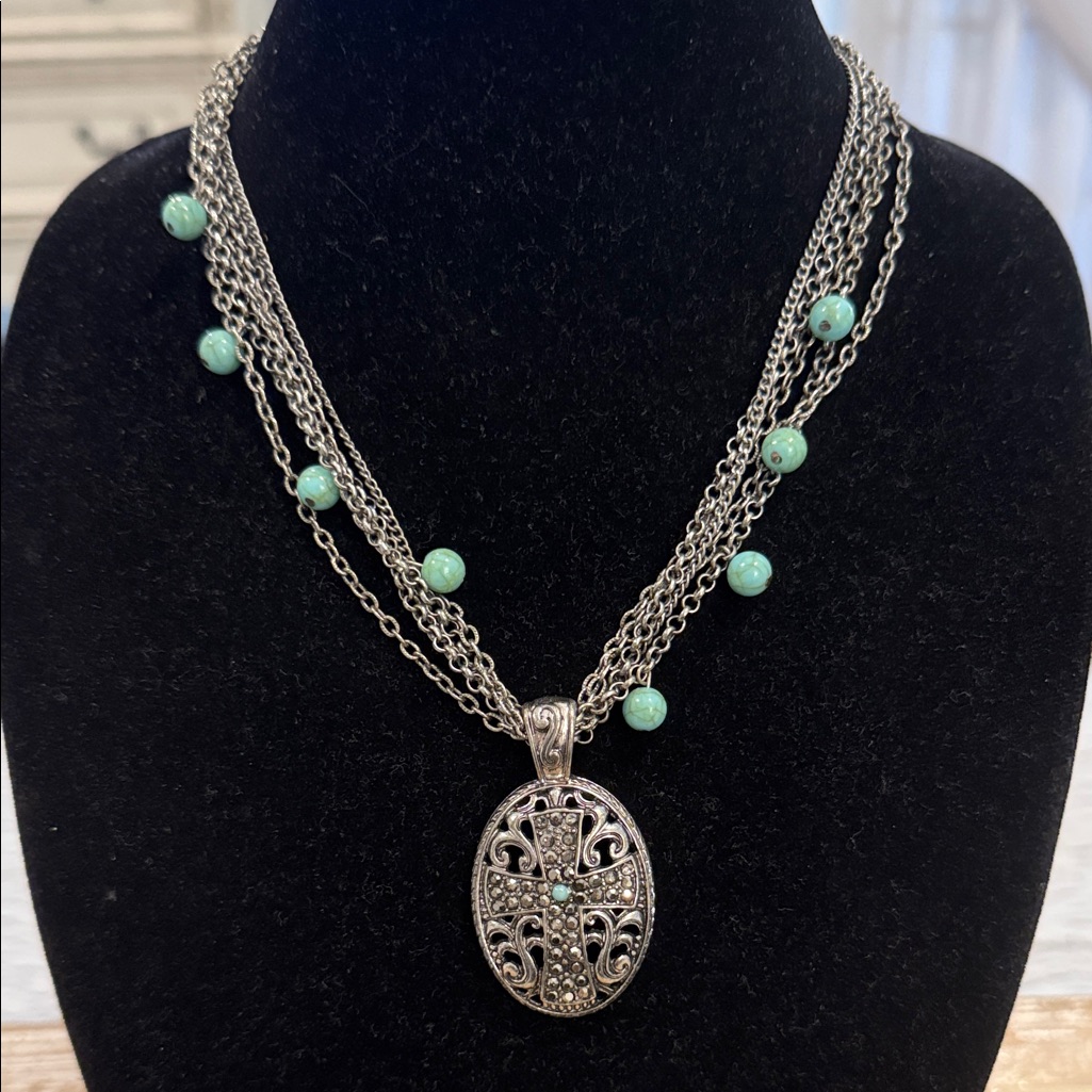 Vintage Shyanne Silver Tone Turquoise Blue Cross Pendant Necklace 18$